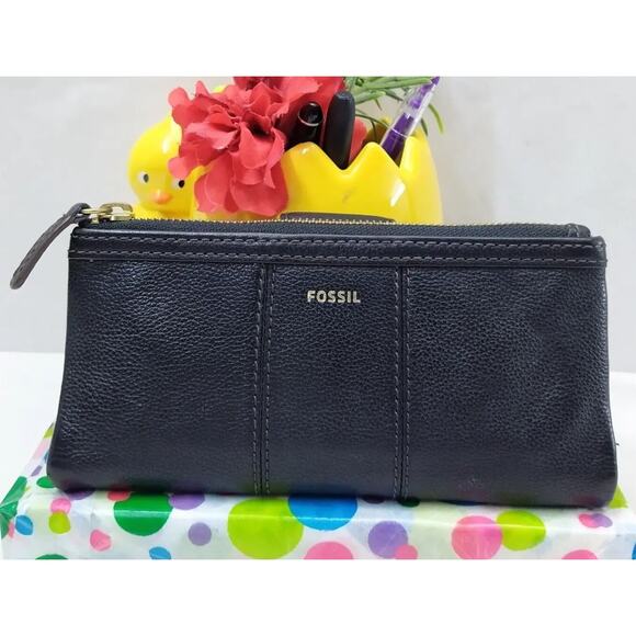 Fossil Black Pebbled Leather Zipper Closure Credit Card ID Window Bifold Wallet - Picture 1 of 15